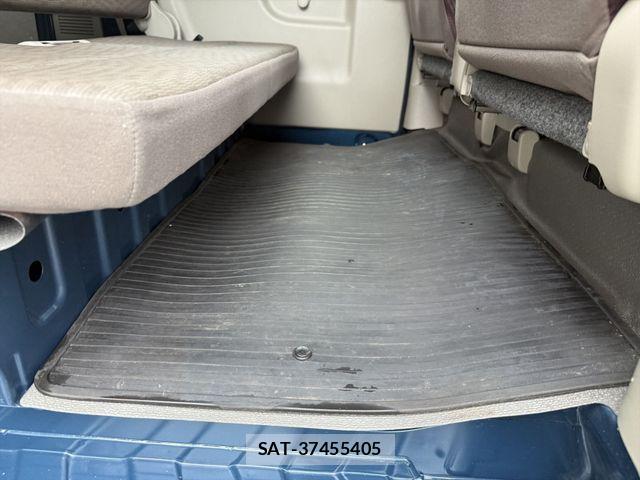 Suzuki EVERY 2019-11 7879770-13
