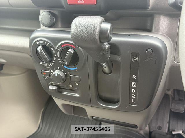 Suzuki EVERY 2019-11 7879770-27