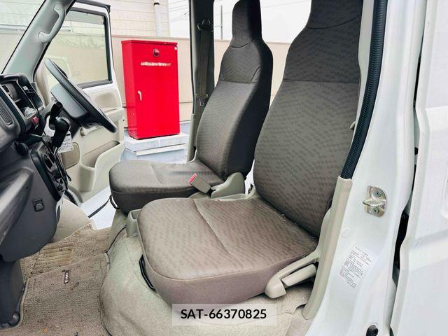Suzuki EVERY 2020-11 7903475-11