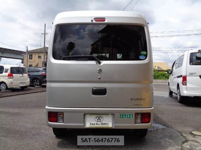 Suzuki EVERY 2018-10 7963981-11