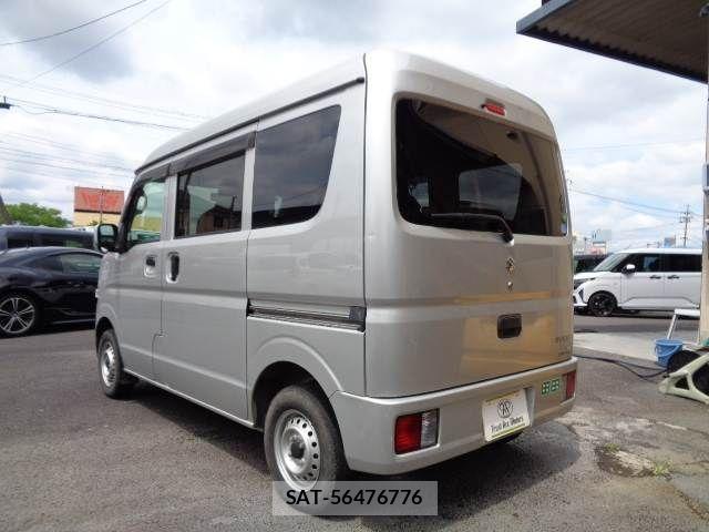 Suzuki EVERY 2018-10 7963981-12