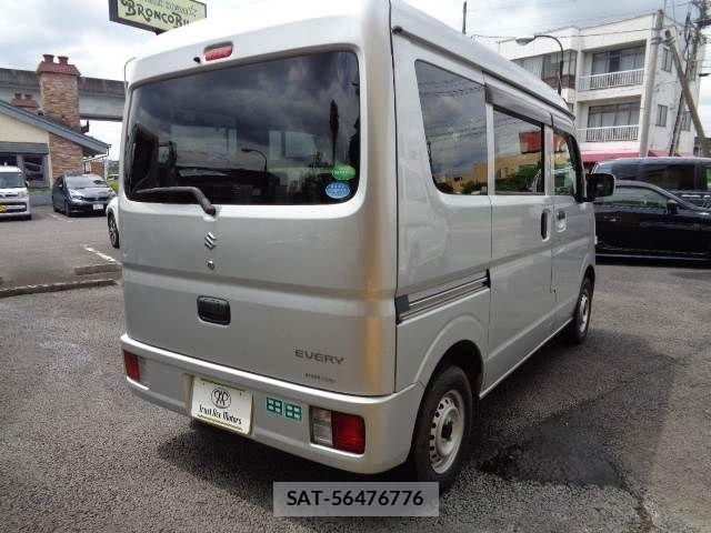 Suzuki EVERY 2018-10 7963981-1