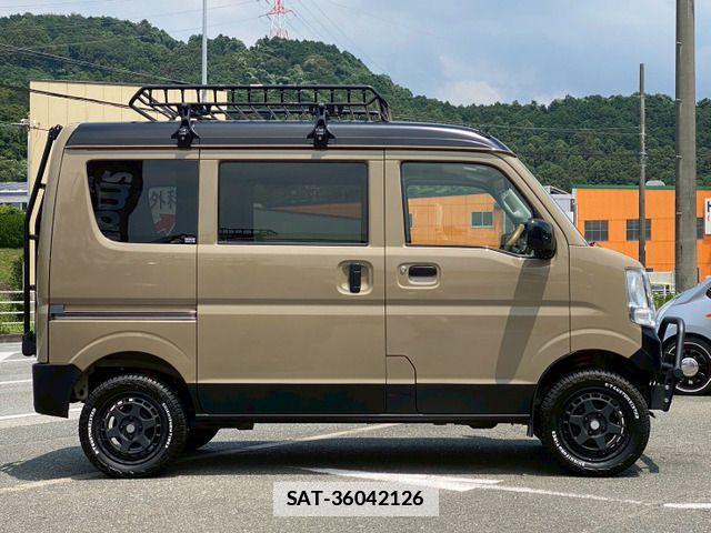 Suzuki EVERY 2016-11 7981193-4