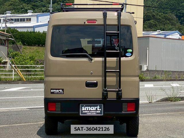 Suzuki EVERY 2016-11 7981193-6