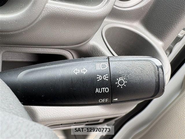 Suzuki EVERY 2021-03 8038571-28