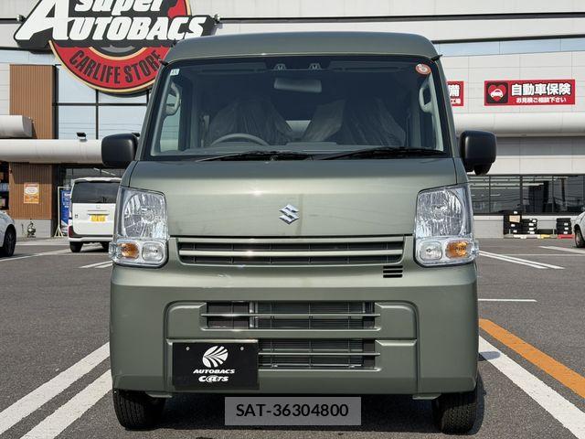Suzuki EVERY 2025-11 8038568-10