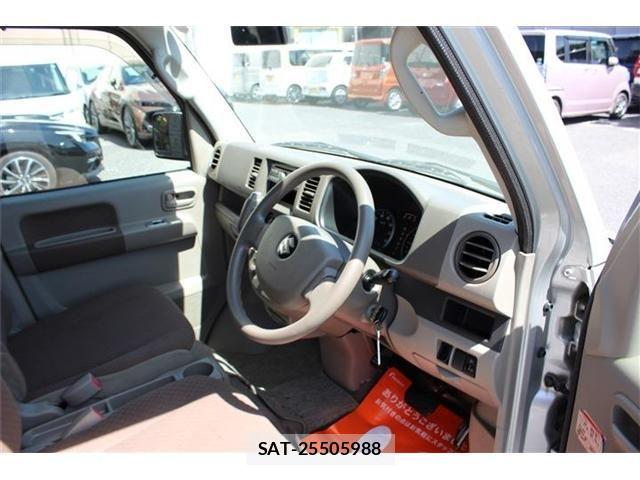 Suzuki EVERY 2011-09 8038576-13