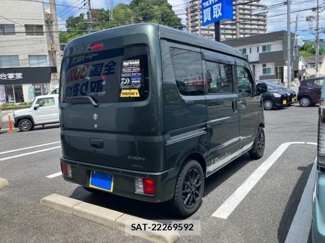 Suzuki EVERY 2023-08 8038570-3