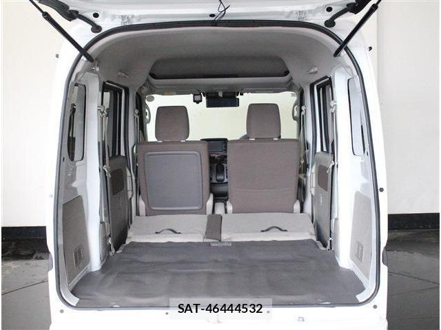 Suzuki EVERY 2024-08 8038566-24