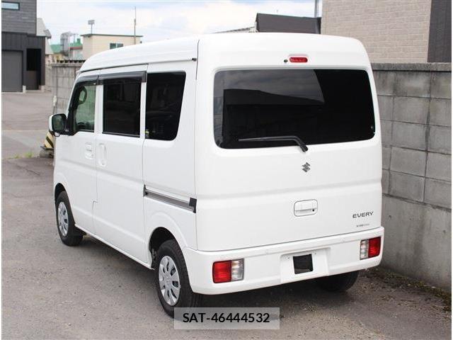 Suzuki EVERY 2024-08 8038566-3