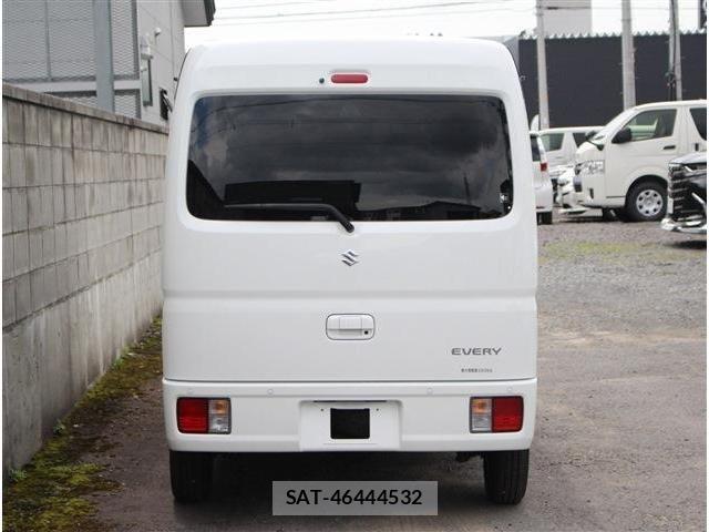 Suzuki EVERY 2024-08 8038566-5