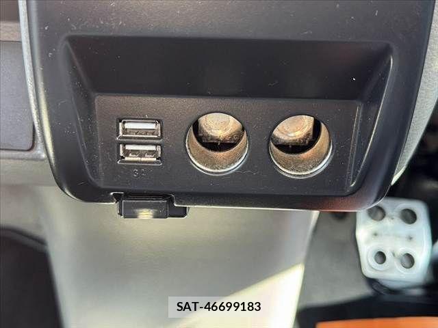 Suzuki EVERY 2021-07 8038567-4