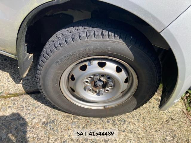 Suzuki EVERY 2014-09 8102140-2