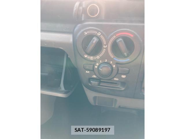 Suzuki EVERY 2015-06 8102139-16