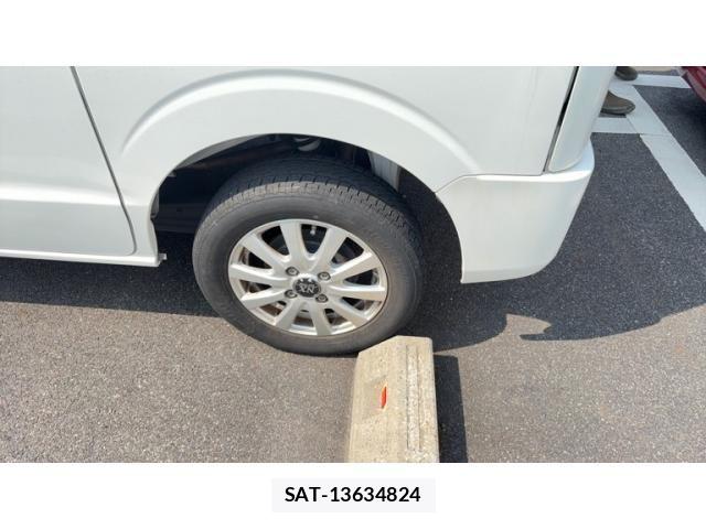 Suzuki EVERY 2018-06 8102138-14