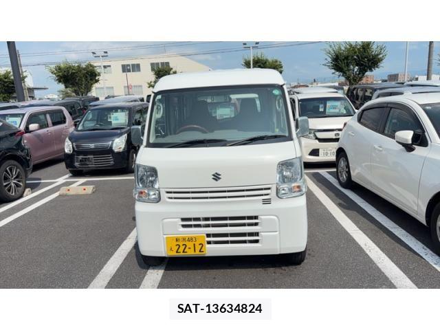 Suzuki EVERY 2018-06 8102138-2