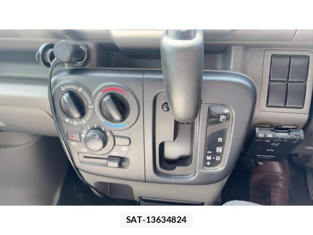 Suzuki EVERY 2018-06 8102138-5