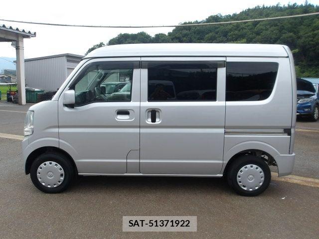 Suzuki EVERY 2021-02 8102137-4