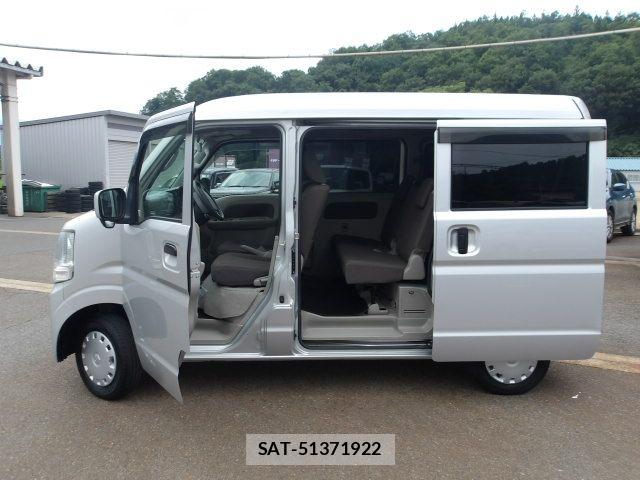 Suzuki EVERY 2021-02 8102137-5