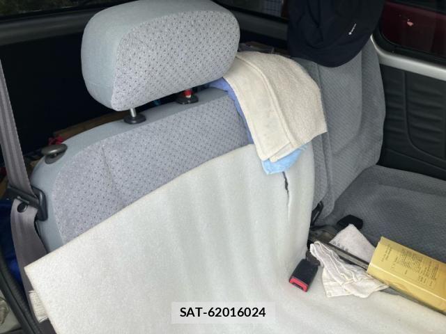 Suzuki EVERY 2005-04 8132558-13