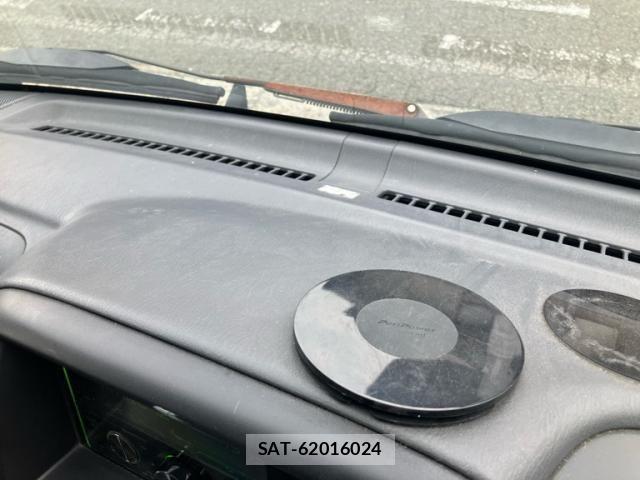 Suzuki EVERY 2005-04 8132558-19