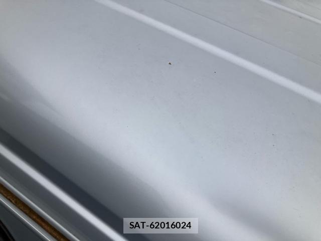 Suzuki EVERY 2005-04 8132558-4