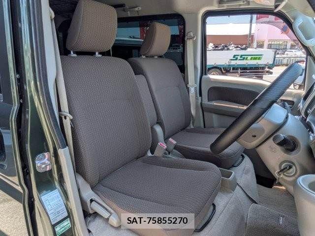 Suzuki EVERY 2020-09 8210487-9