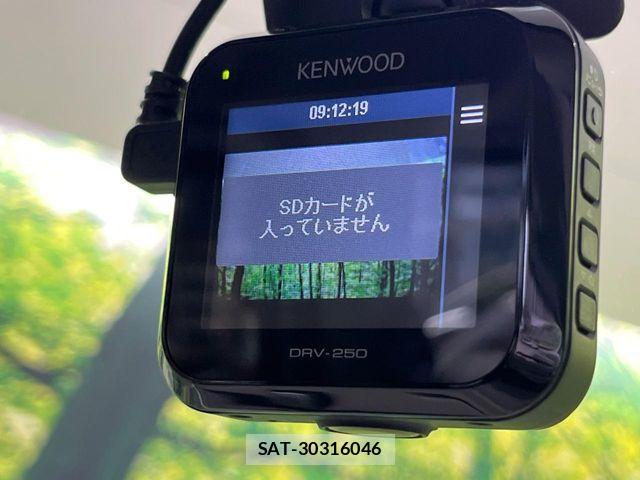 Suzuki EVERY 2021-03 8210488-4