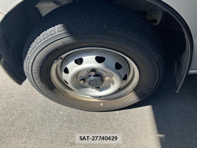 Suzuki EVERY 2016-06 8210491-13
