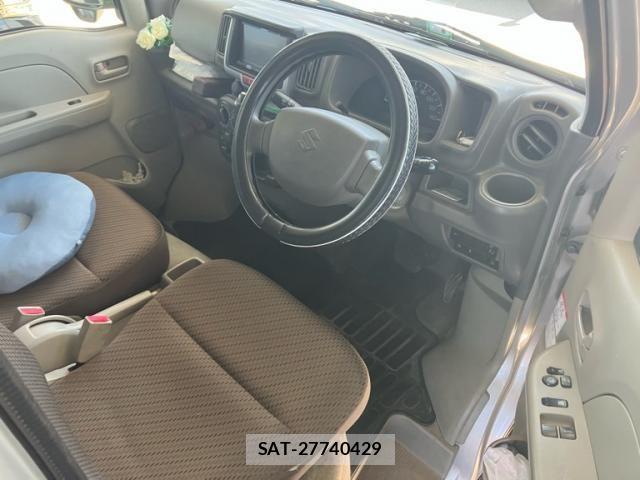 Suzuki EVERY 2016-06 8210491-5