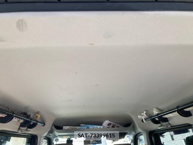 Suzuki EVERY 2020-09 8210490-4