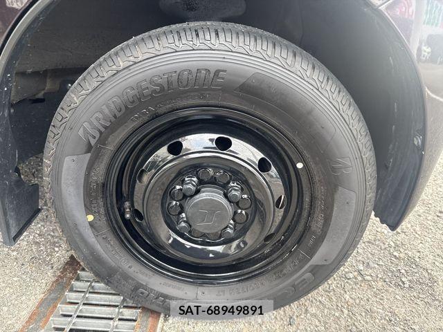 Suzuki EVERY 2018-09 8246860-9