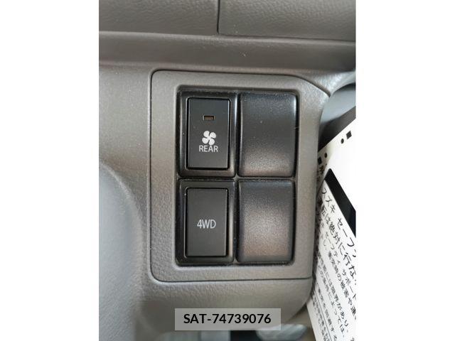 Suzuki EVERY 2019-07 8246859-9
