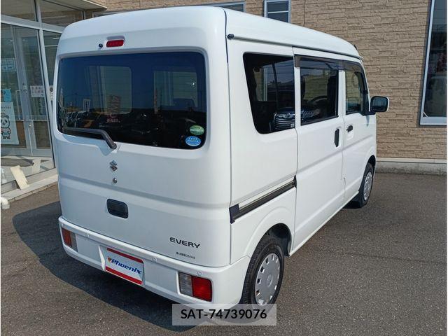 Suzuki EVERY 2019-07 8246859-2