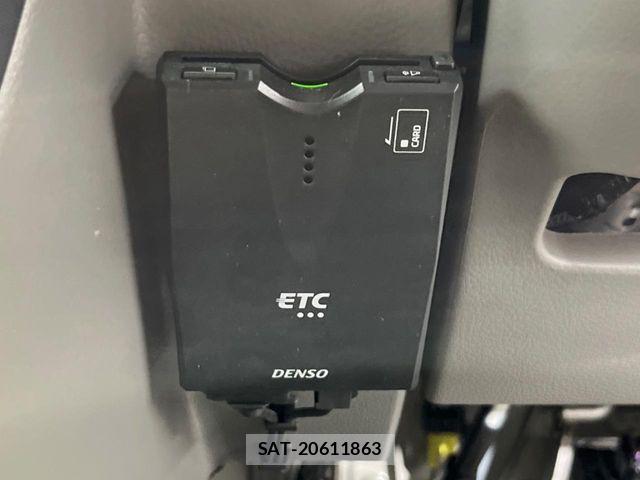 Suzuki EVERY 2018-08 8317440-5