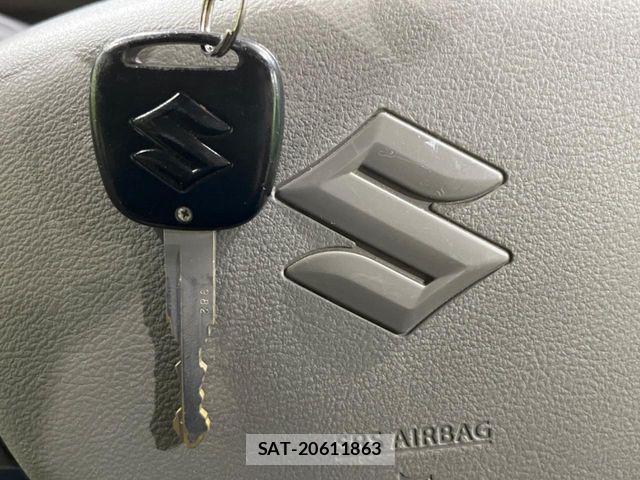 Suzuki EVERY 2018-08 8317440-6