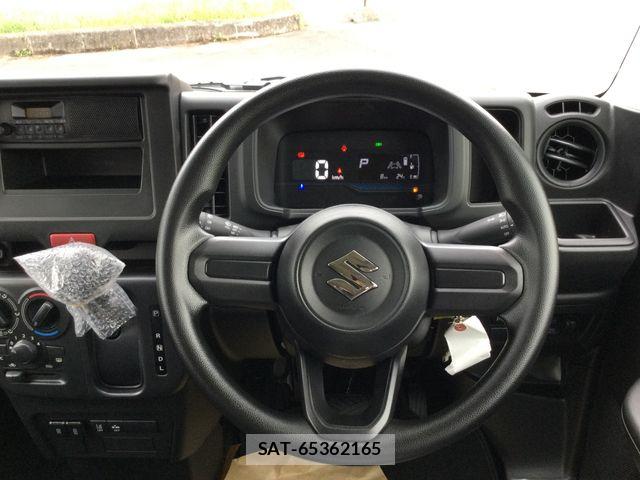 Suzuki EVERY 2026-05 8317437-6