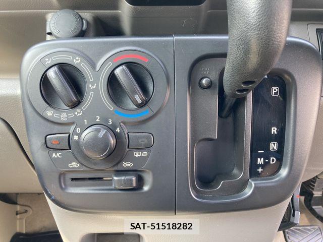 Suzuki EVERY 2017-04 8317444-18