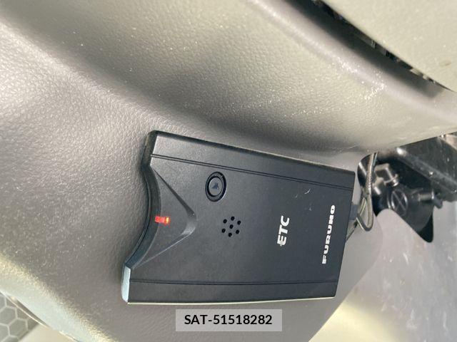 Suzuki EVERY 2017-04 8317444-21