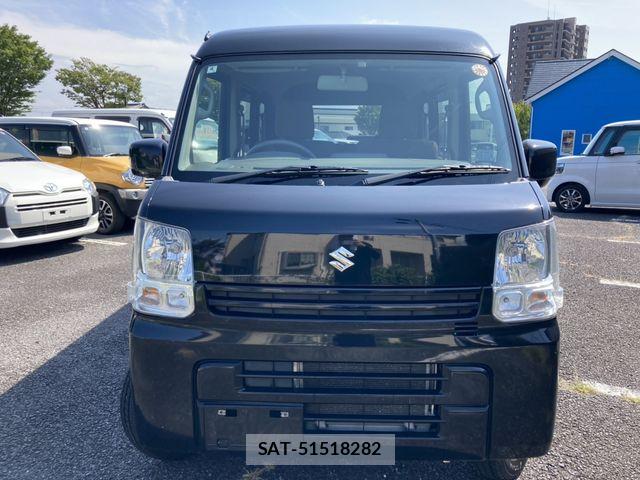 Suzuki EVERY 2017-04 8317444-3
