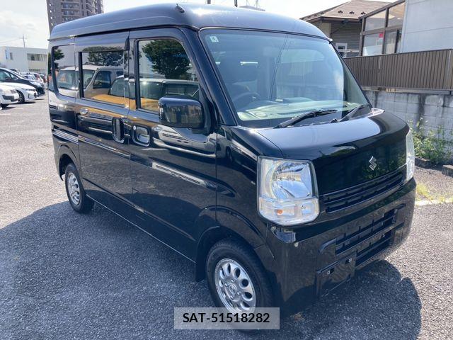 Suzuki EVERY 2017-04 8317444-4