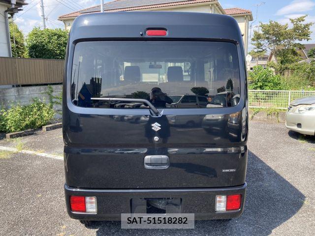 Suzuki EVERY 2017-04 8317444-6