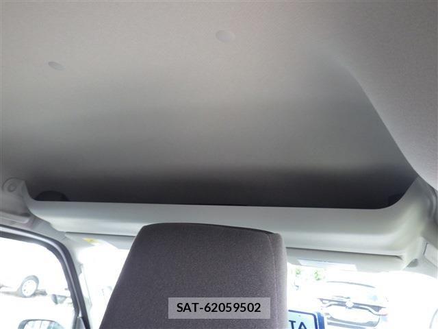 Suzuki EVERY 2026-07 8317438-10