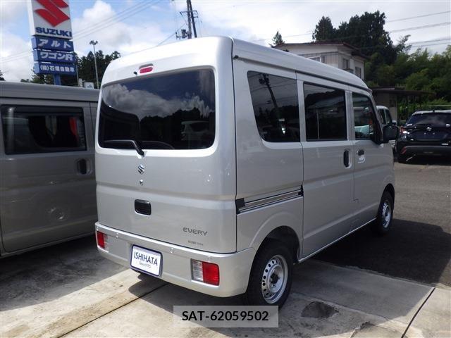 Suzuki EVERY 2026-07 8317438-1