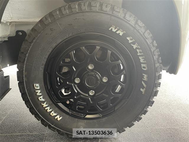 Suzuki EVERY 2026-01 8338070-11