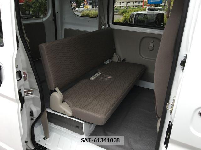 Suzuki EVERY 2026-02 8338072-11