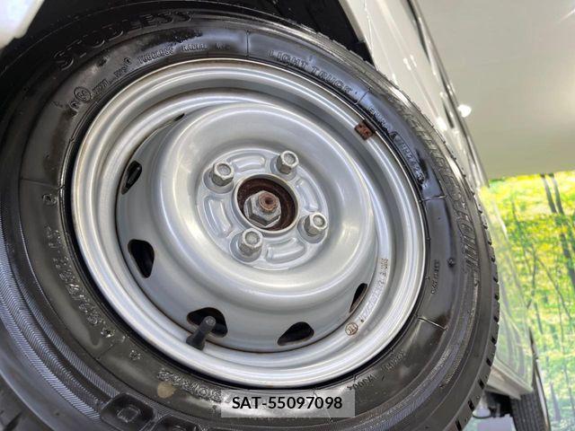 Suzuki EVERY 2024-11 8338073-12