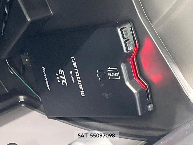 Suzuki EVERY 2024-11 8338073-3