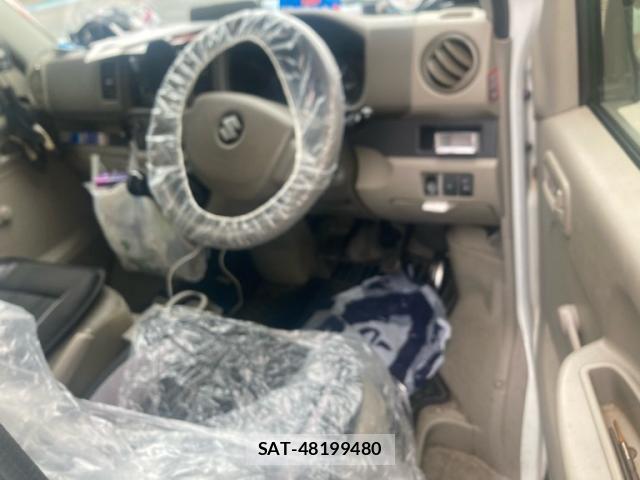 Suzuki EVERY 2013-10 8338074-15