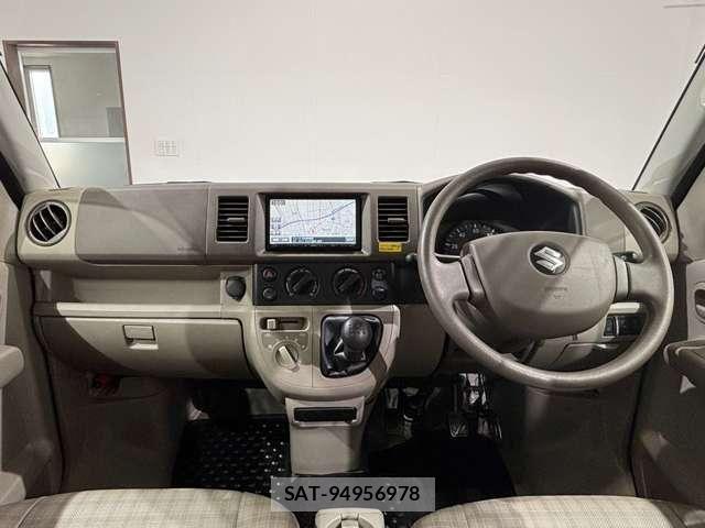 Suzuki EVERY 2014-10 8355699-9